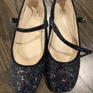 Size 1 Gap Sparkle Shoes